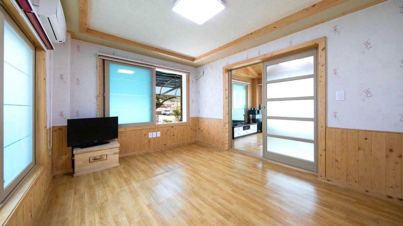 Samcheok Sol Beach Pension Extérieur photo