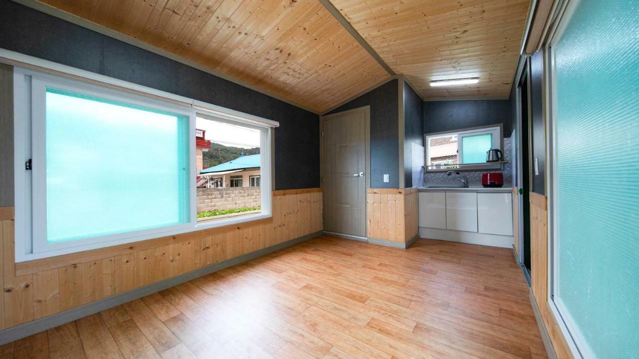 Samcheok Sol Beach Pension Extérieur photo