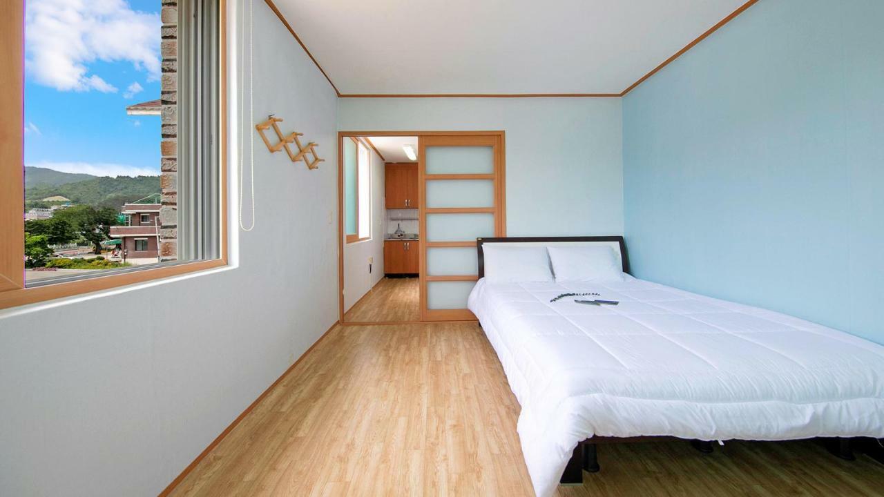 Samcheok Sol Beach Pension Extérieur photo