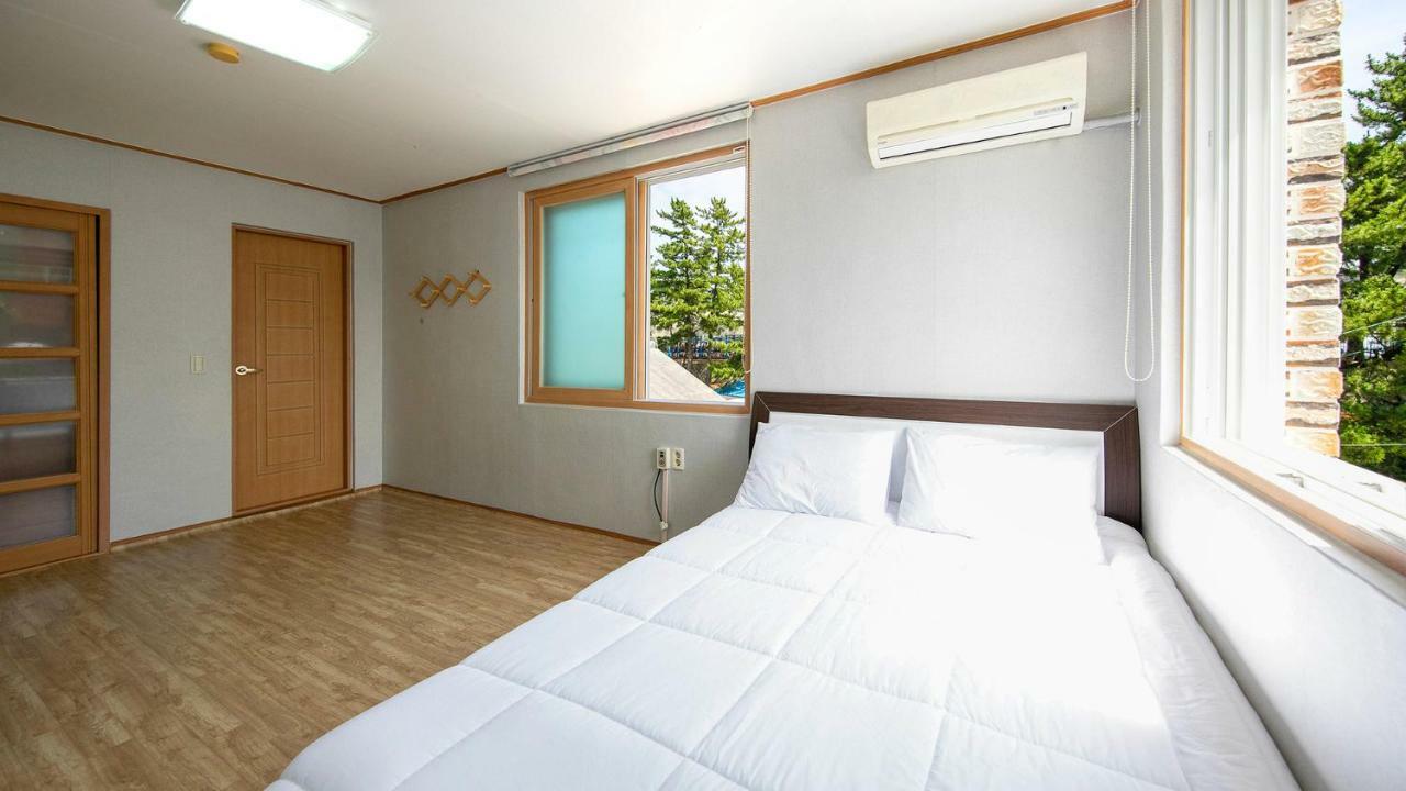 Samcheok Sol Beach Pension Extérieur photo