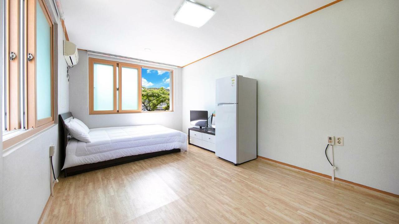 Samcheok Sol Beach Pension Extérieur photo