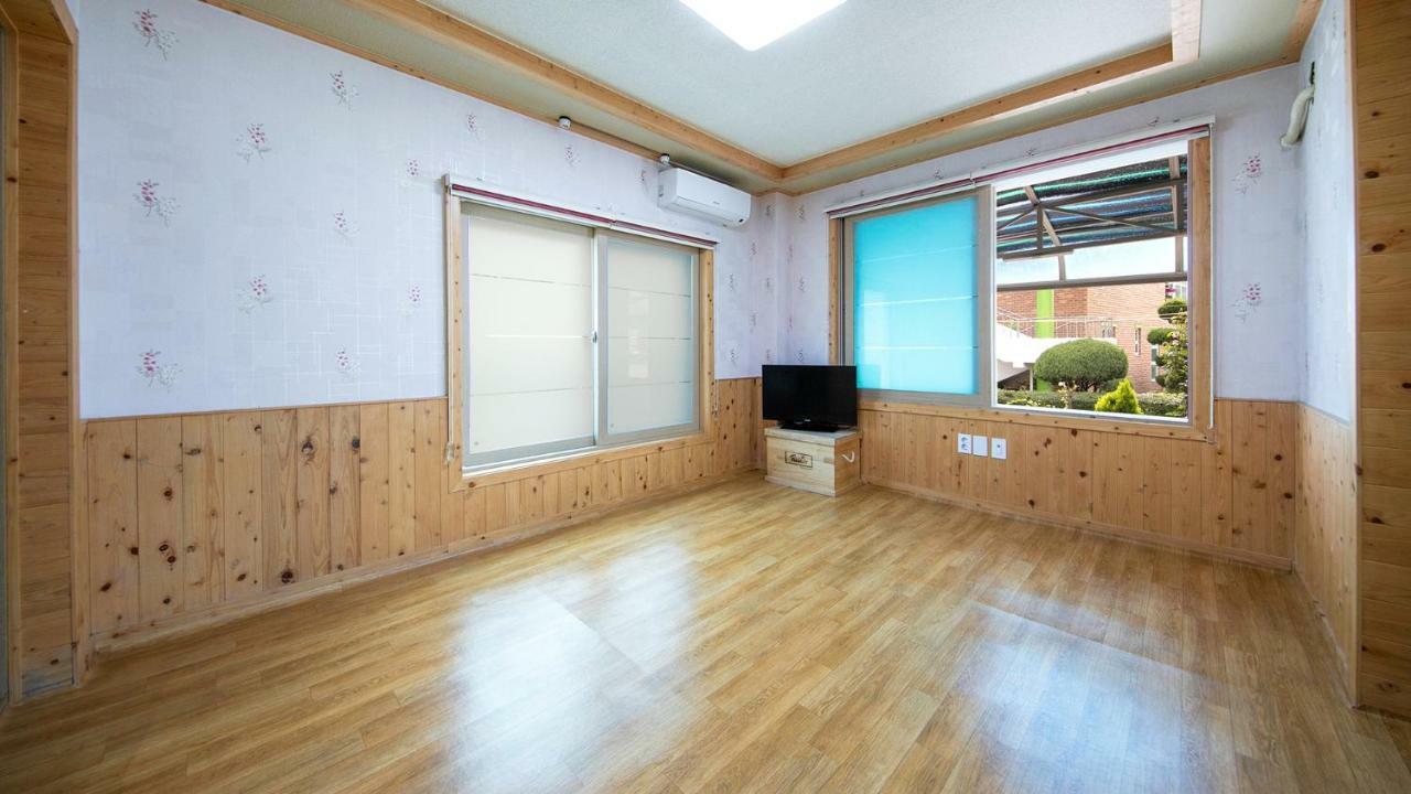 Samcheok Sol Beach Pension Extérieur photo