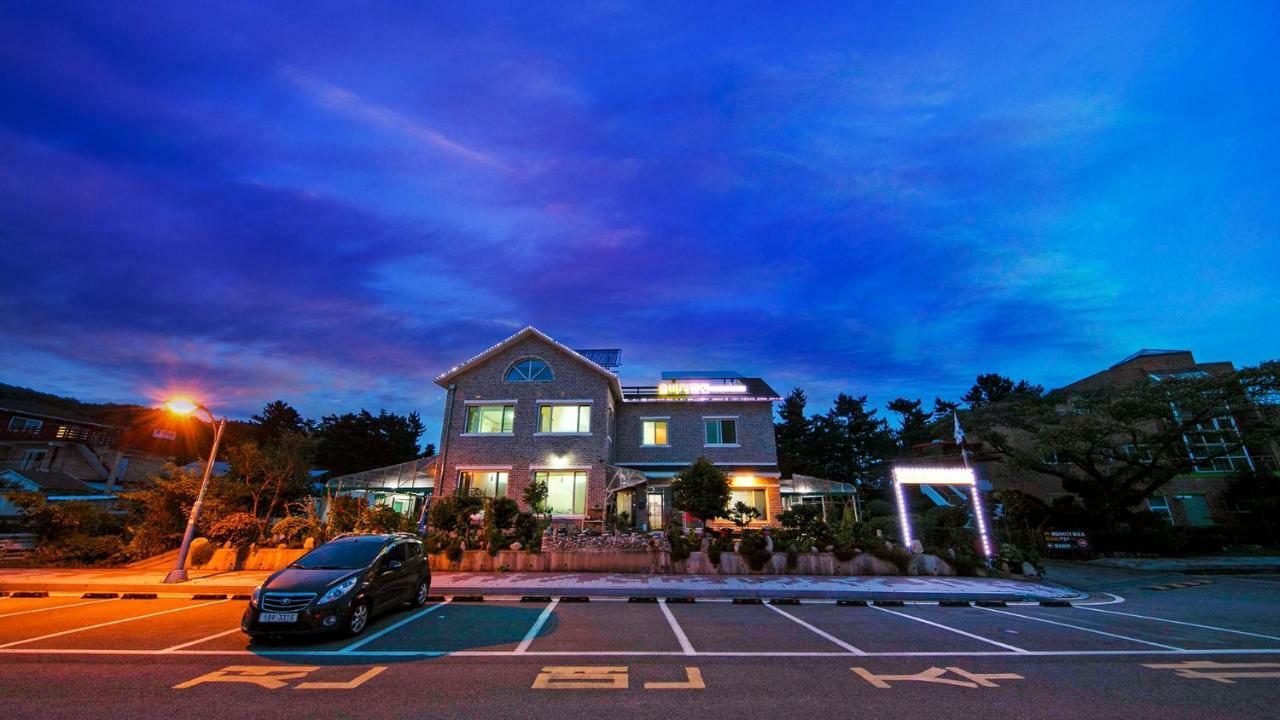 Samcheok Sol Beach Pension Extérieur photo