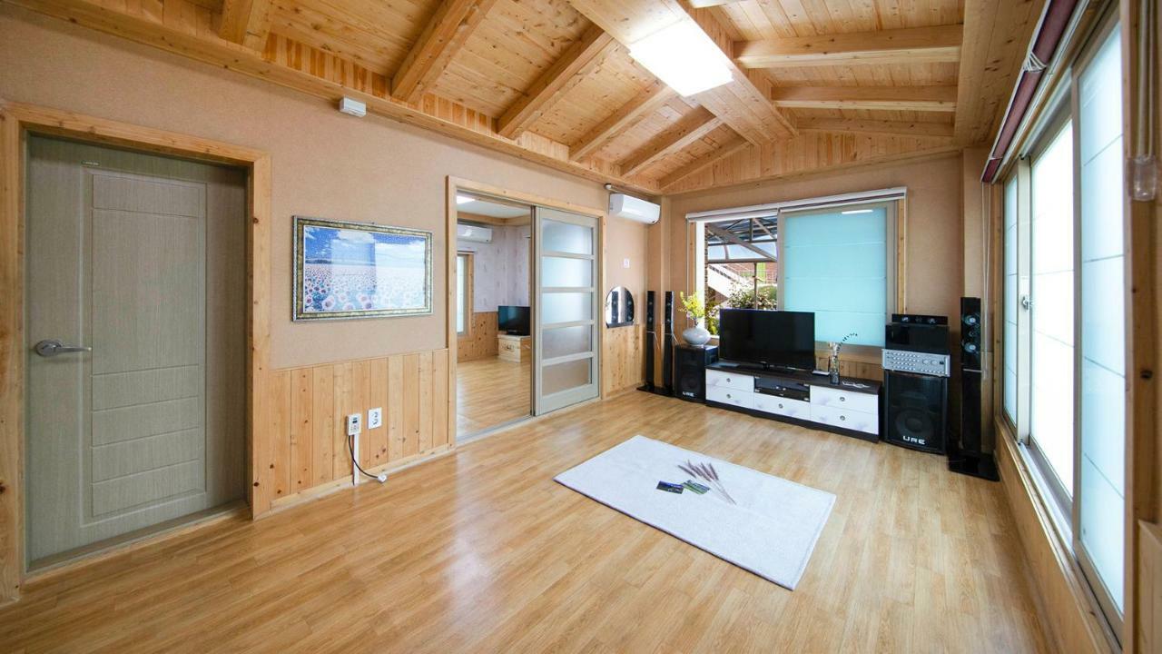 Samcheok Sol Beach Pension Extérieur photo